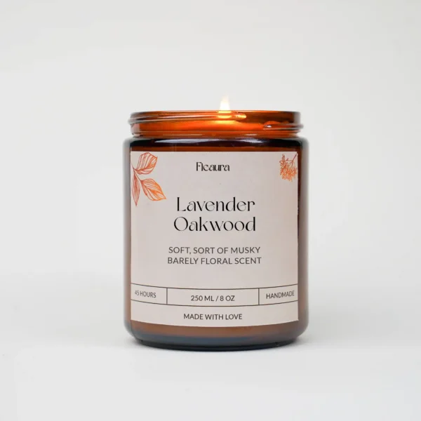 scented-candle-lavender-oakwood-250ml